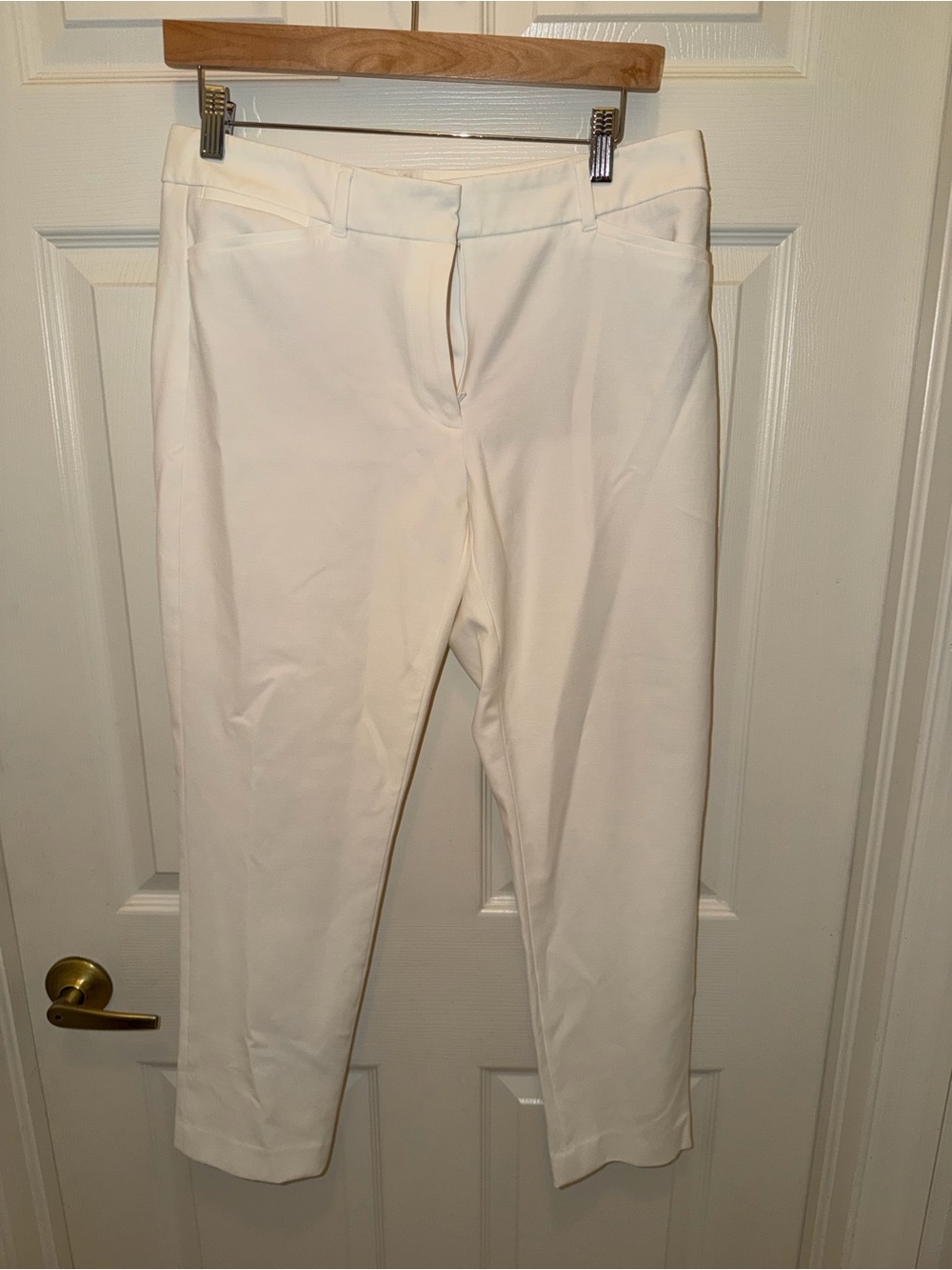 White House Black Market Cream Ankle Dress Pants